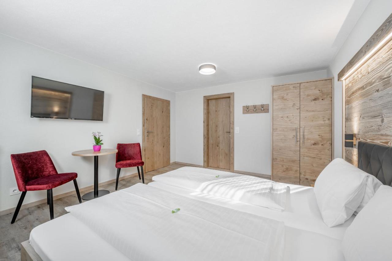 Gasthof Schroll Kirchbichl Bagian luar foto
