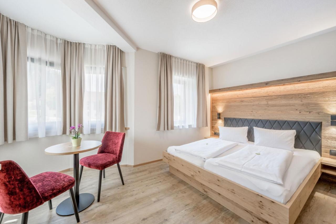 Gasthof Schroll Kirchbichl Bagian luar foto