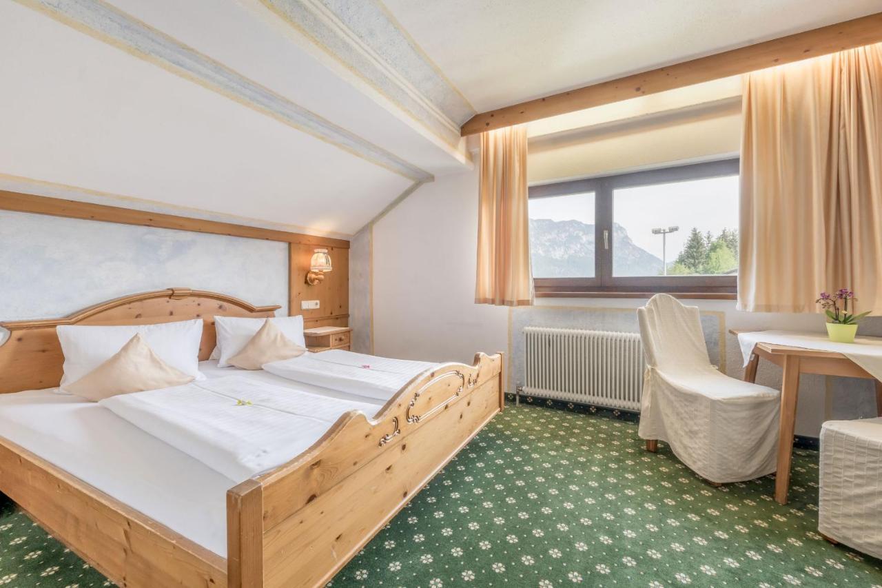 Gasthof Schroll Kirchbichl Bagian luar foto